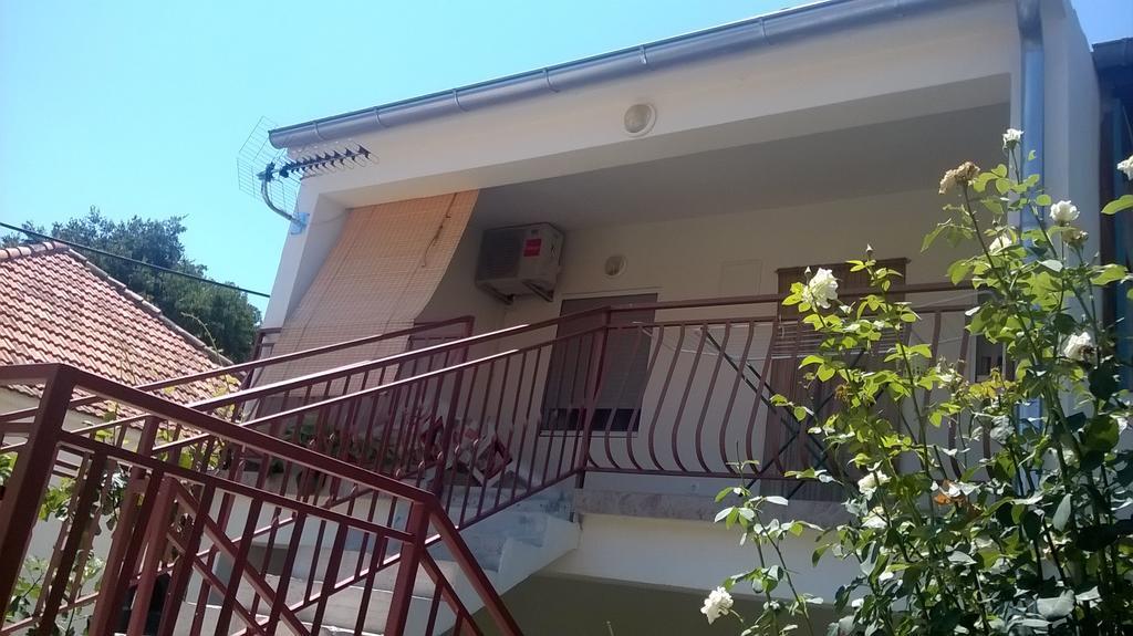 Apartment Cvita Biograd Na Moru Habitación foto